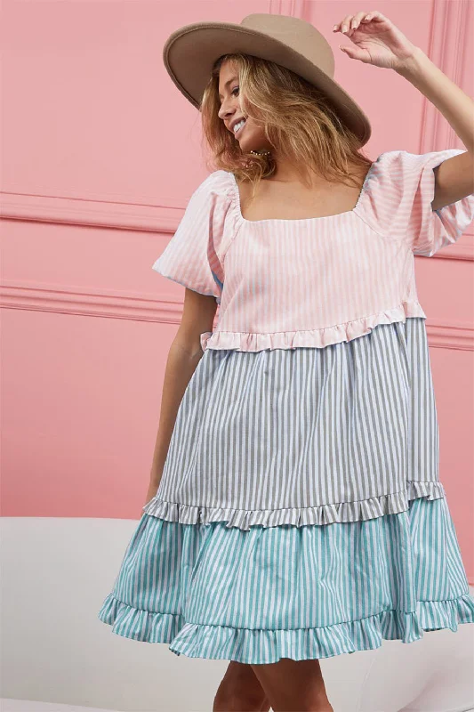Price Meltdown summer floral dressBiBi Square Neck Puff Sleeve Ruffled Hem Tiered Dress Price Meltdown summer floral dressBiBi Square Neck Puff Sleeve Ruffled Hem Tiered Dress