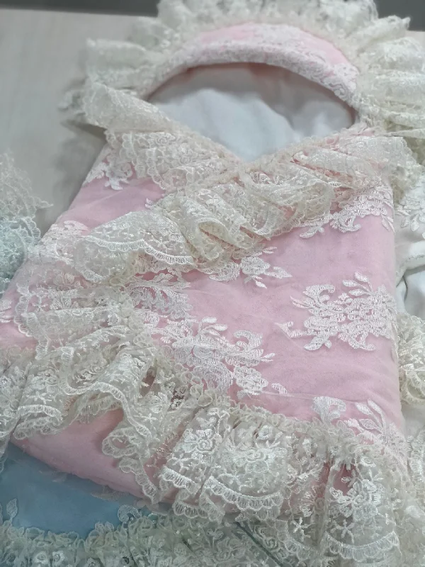 Today’s Special sleeveless dressBaby Lacey Bunting