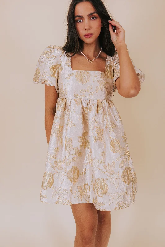 Can't Miss t-shirt dressGilded Age Dress