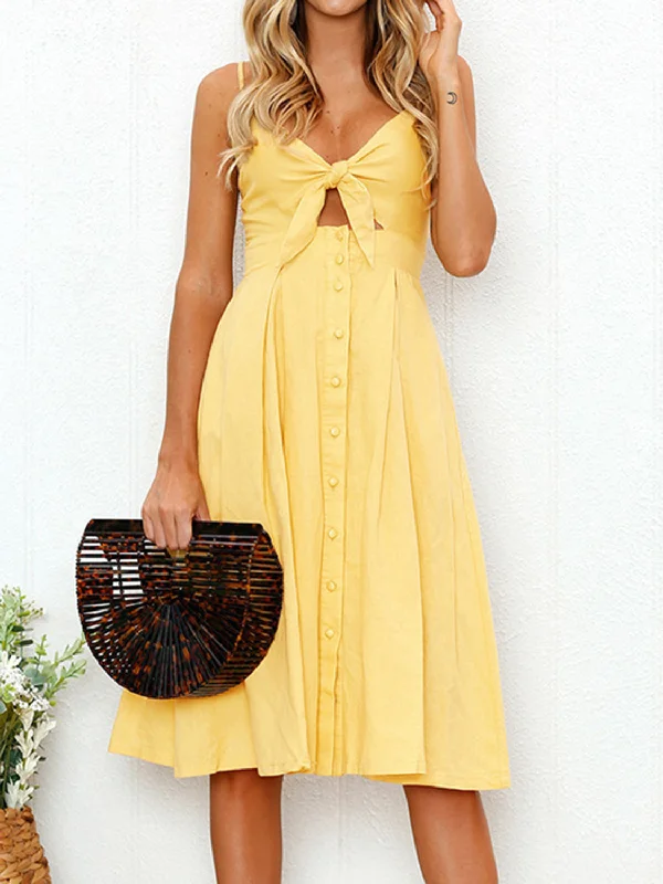 Markdowns vintage-inspired dressCutout Smocked Sweetheart Neck Cami Dress