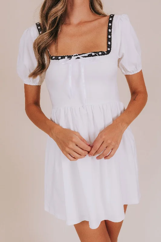 Don’t Miss Out floral midi dressLittle White Lies Dress