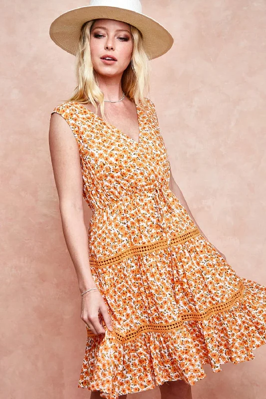 Early Access elegant maxi dressBiBi Floral V-Neck Sleeveless Dress
