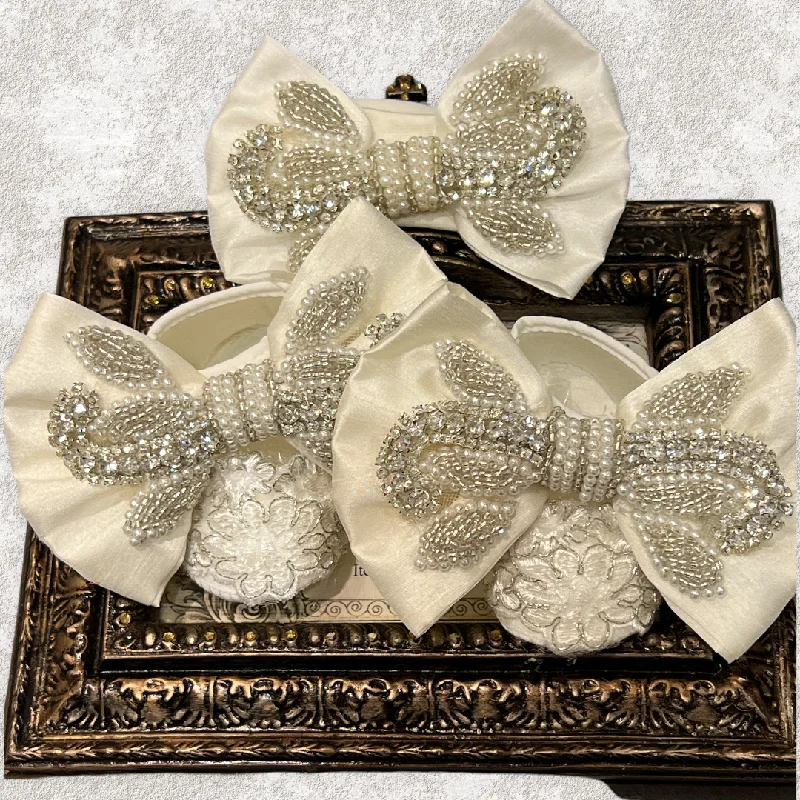 Best Deals fitted dressBaby Booties and Headband