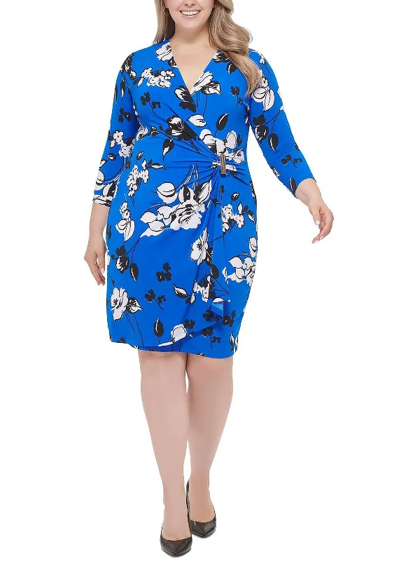 Online Only t-shirt dressPetites Womens Surplice Mini Wrap Dress