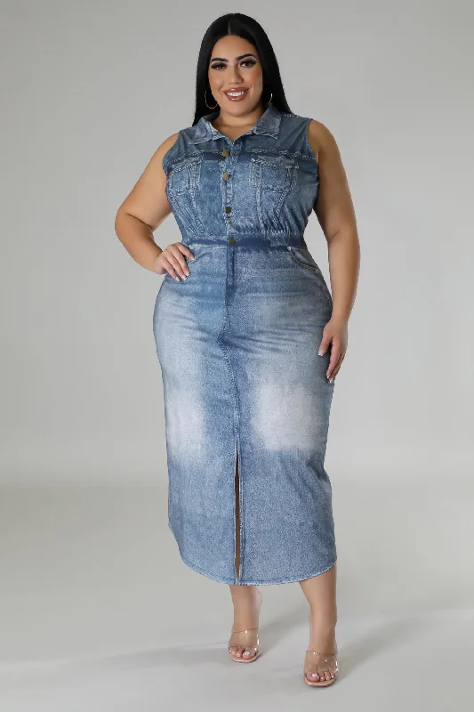 Price Break winter dressClocked In Dress